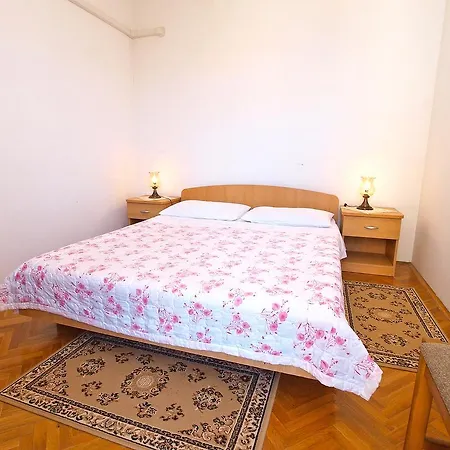 761 Apartment Pjescana Uvala